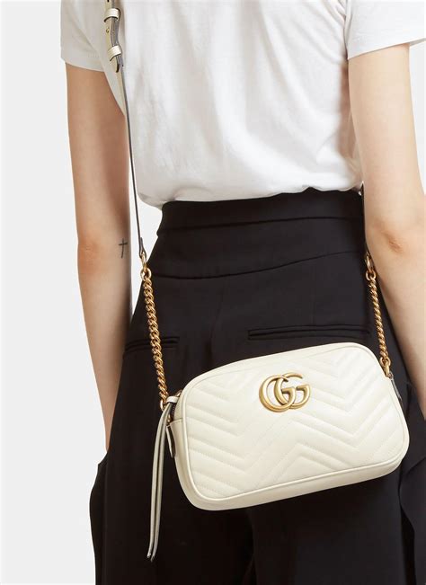 gucci gg marmont small matelassé shoulder bag white|gucci marmont camera bag insert.